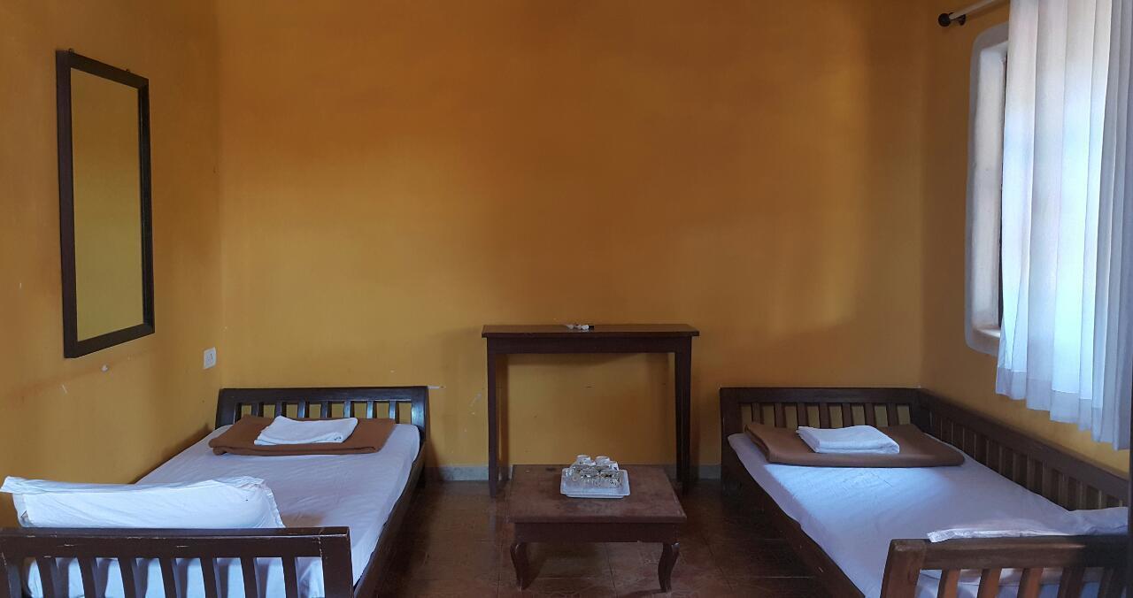 Cherilyn Monta Resort - Ratnagiri Vatul Bagian luar foto