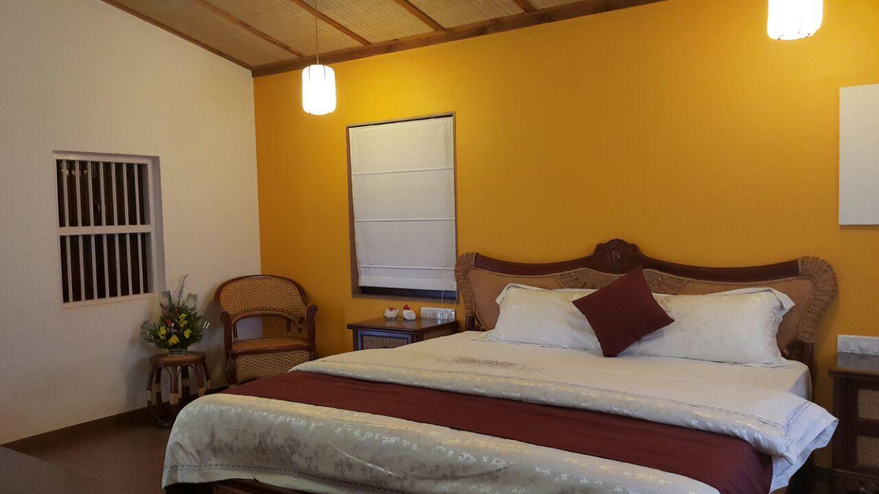 Cherilyn Monta Resort - Ratnagiri Vatul Bagian luar foto