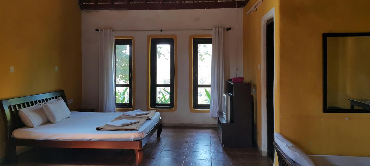 Cherilyn Monta Resort - Ratnagiri Vatul Bagian luar foto