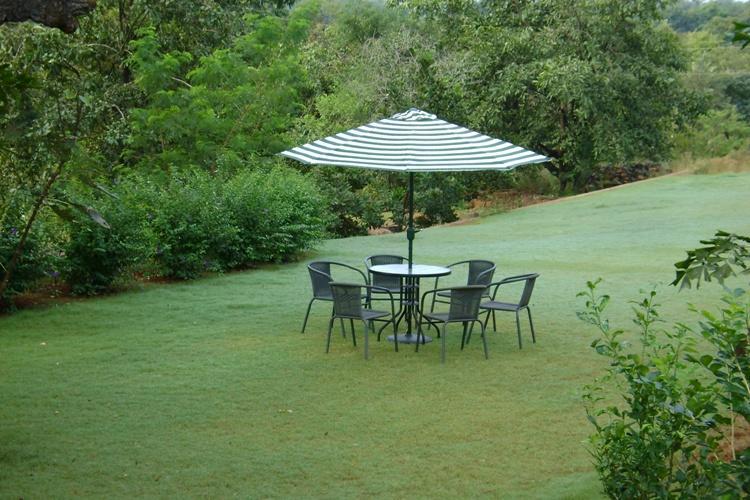 Cherilyn Monta Resort - Ratnagiri Vatul Bagian luar foto