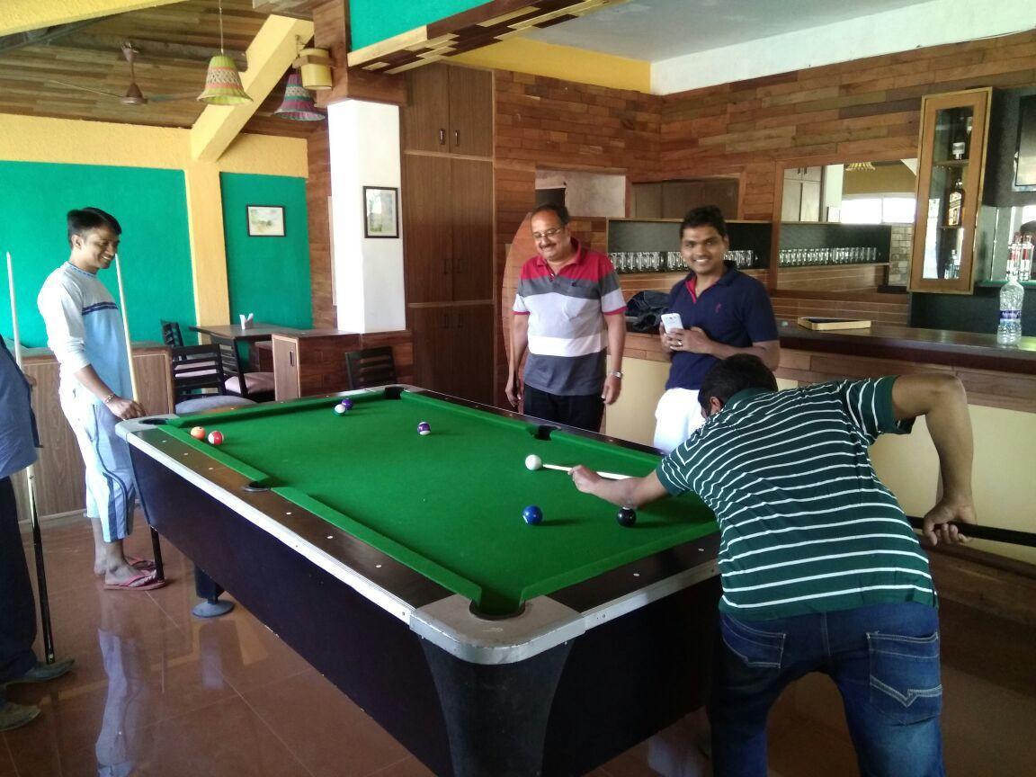 Cherilyn Monta Resort - Ratnagiri Vatul Bagian luar foto