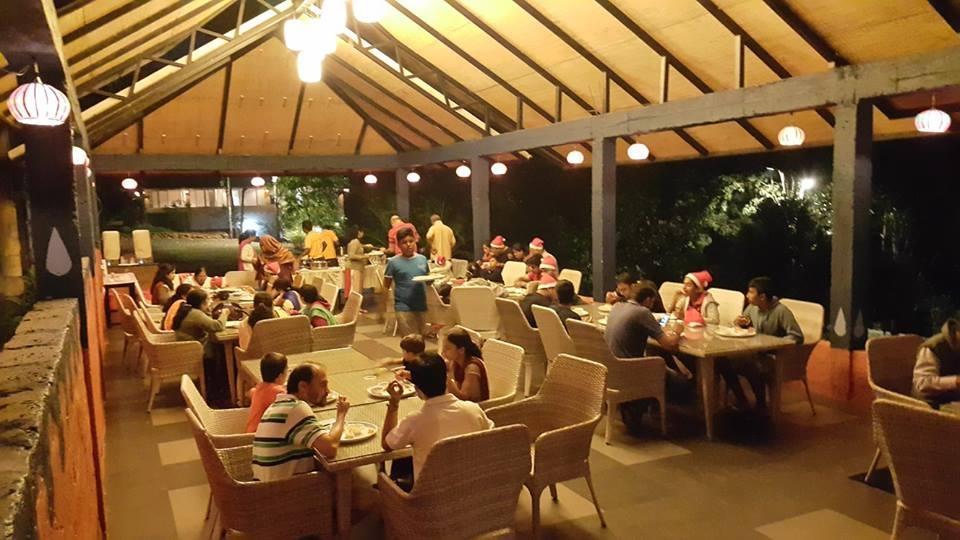 Cherilyn Monta Resort - Ratnagiri Vatul Bagian luar foto